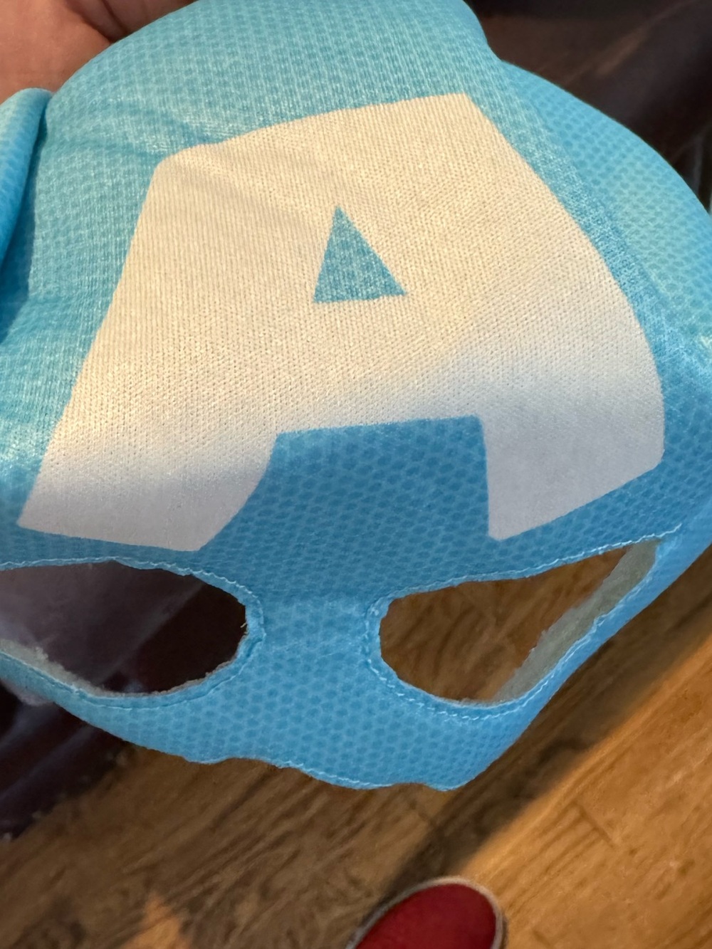 Kids Blue Captain America costume mask - Picture 4 of 4